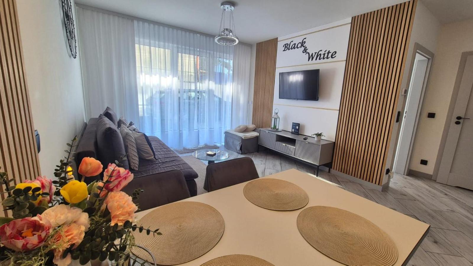 Apartament Black-White Mielno  Extérieur photo